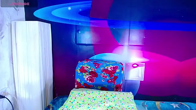 Snapshot of Cristalxxts chatting on 23, 10, 2025 Cristalxxts online show from 23, 10, 2025