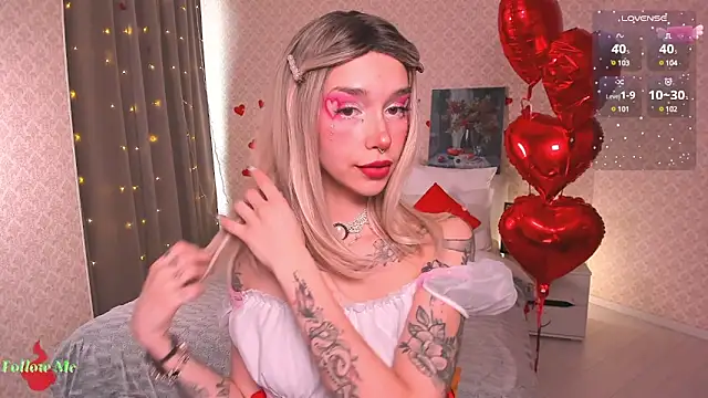 LeylaNoiry online show from 14, 2, 2025