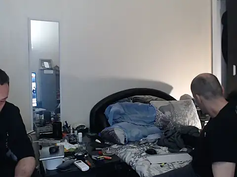 Terizizz online show from 15, 4, 2026