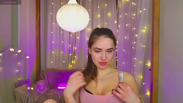 LovelyJessie online show from 6, 1, 2025