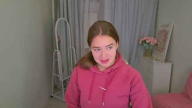 Snapshot of LovelyJessie chatting on 17, 11, 2025 LovelyJessie online show from 17, 11, 2025