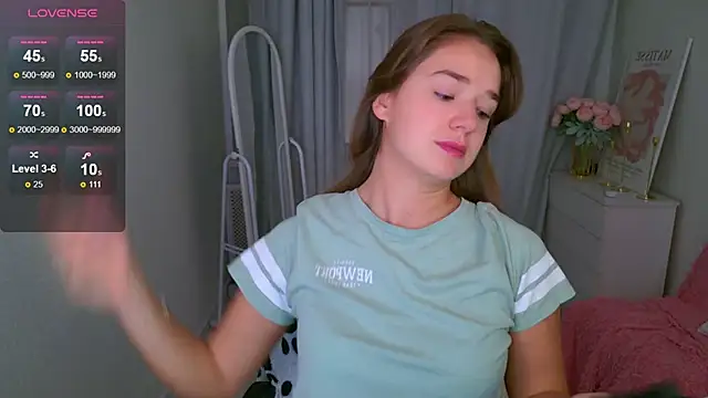 Snapshot of LovelyJessie chatting on 11, 11, 2025 LovelyJessie online show from 11, 11, 2025