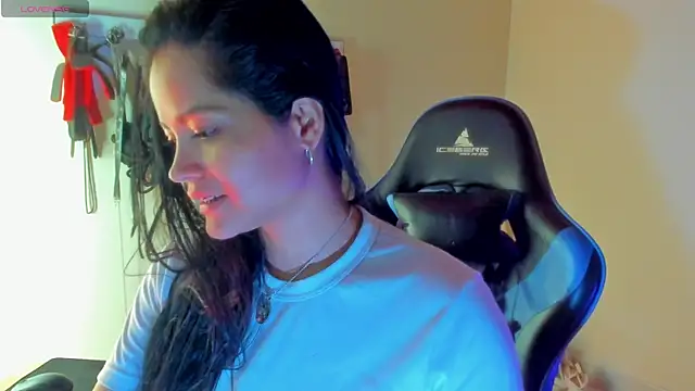 Snapshot of scarlet-kennedy98 chatting on 15, 5, 2026 scarlet-kennedy98 online show from 15, 5, 2026
