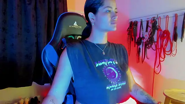 scarlet-kennedy98 online show from 2, 12, 2025