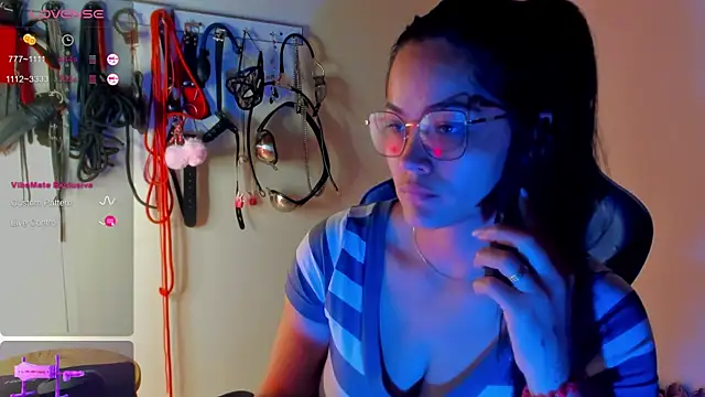 scarlet-kennedy98 online show from 21, 4, 2026