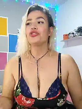 Snapshot of LuCKy_JoK chatting on 6, 12, 2024 LuCKy JoK online show from 6, 12, 2024
