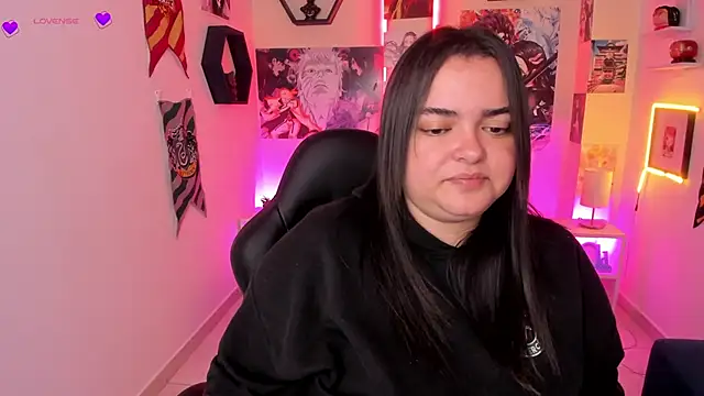 Snapshot of Luise_Meyrink chatting on 15, 2, 2025 Luise Meyrink online show from 15, 2, 2025