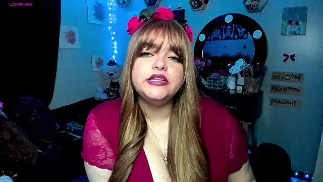 Snapshot of Luise_Meyrink chatting on 11, 3, 2025 Luise Meyrink online show from 11, 3, 2025