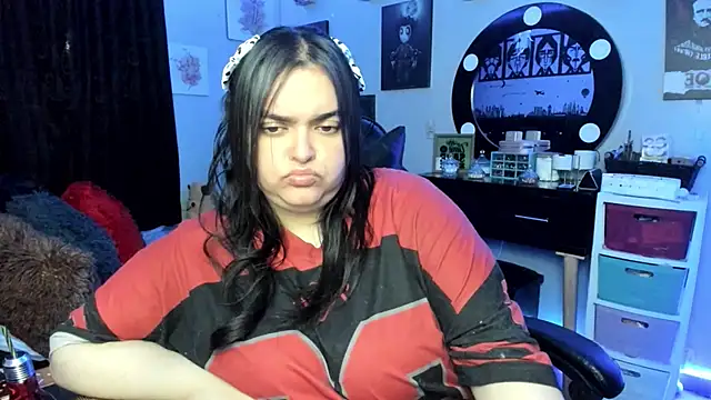 Snapshot of Luise_Meyrink chatting on 30, 10, 2025 Luise Meyrink online show from 30, 10, 2025