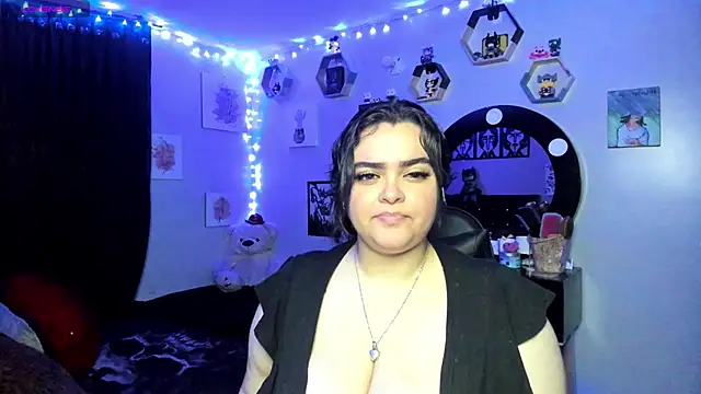 Snapshot of Luise_Meyrink chatting on 28, 2, 2025 Luise Meyrink online show from 28, 2, 2025