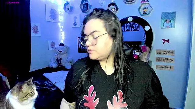 Snapshot of Luise_Meyrink chatting on 2, 3, 2025 Luise Meyrink online show from 2, 3, 2025