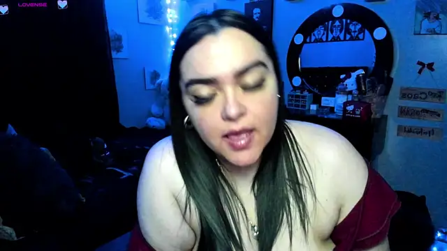 Snapshot of Luise_Meyrink chatting on 6, 3, 2025 Luise Meyrink online show from 6, 3, 2025