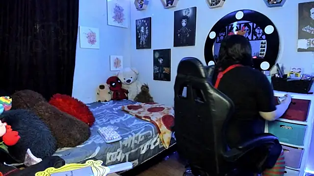 Luise Meyrink online show from 3, 12, 2025