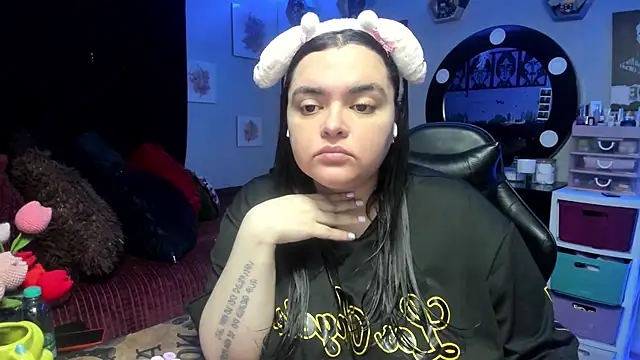 Luise Meyrink online show from 14, 4, 2026