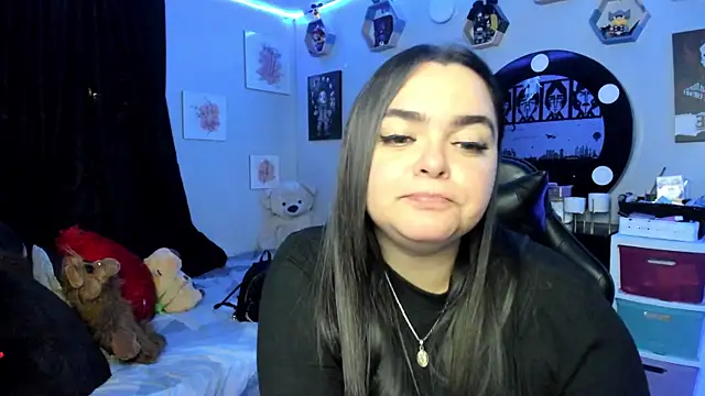 Snapshot of Luise_Meyrink chatting on 26, 10, 2025 Luise Meyrink online show from 26, 10, 2025