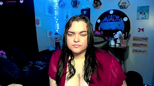 Snapshot of Luise_Meyrink chatting on 12, 3, 2025 Luise Meyrink online show from 12, 3, 2025