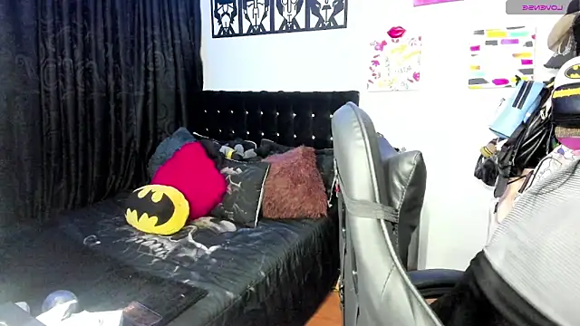 Snapshot of Luise_Meyrink chatting on 20, 2, 2025 Luise Meyrink online show from 20, 2, 2025