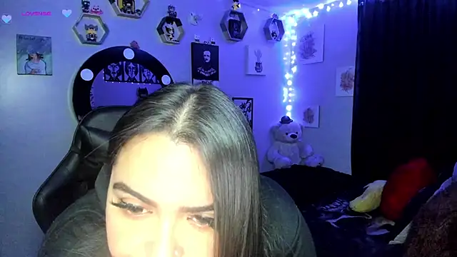 Snapshot of Luise_Meyrink chatting on 21, 2, 2025 Luise Meyrink online show from 21, 2, 2025