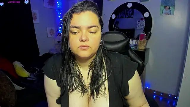 Snapshot of Luise_Meyrink chatting on 26, 2, 2025 Luise Meyrink online show from 26, 2, 2025