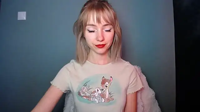 LuciaYoung online show from 22, 2, 2026