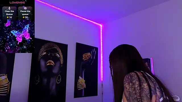 Snapshot of _brenna_hanson chatting on 25, 10, 2025 brenna hanson online show from 25, 10, 2025