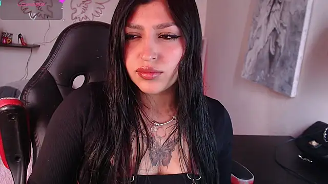 MissDennise online show from 11, 10, 2025