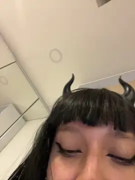 Snapshot of aangie__uwu chatting on 26, 2, 2025 aangie  uwu online show from 26, 2, 2025