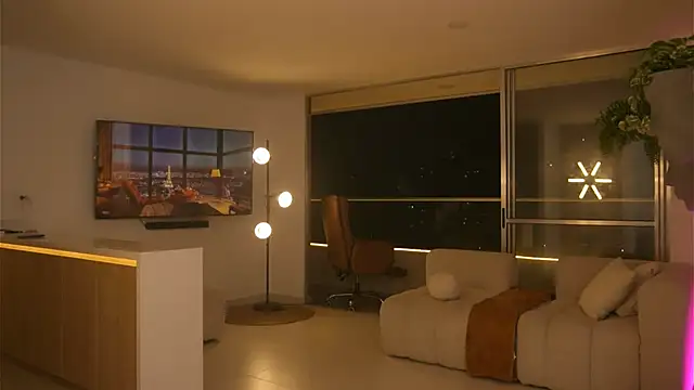 Ms Sammy online show from 4, 2, 2026