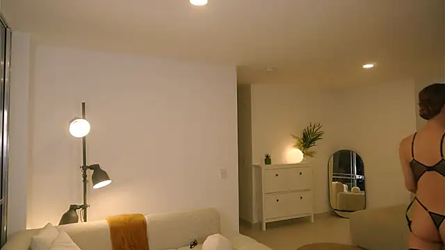 Ms Sammy online show from 28, 10, 2025