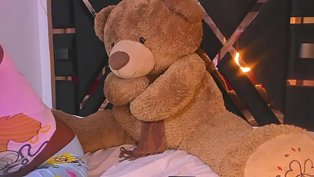 Ebony beautifull online show from 6, 3, 2025