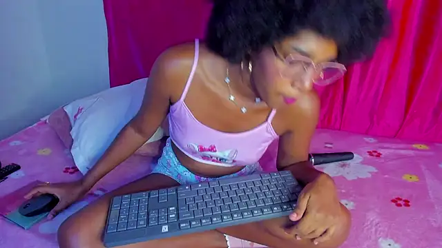 Ebony beautifull online show from 12, 3, 2026