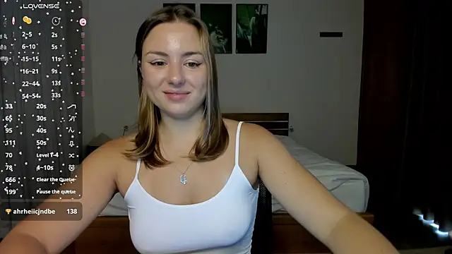 ThreeshaWhite online show from 9, 4, 2026