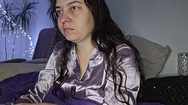 Cyndee Winter online show from 31, 10, 2025