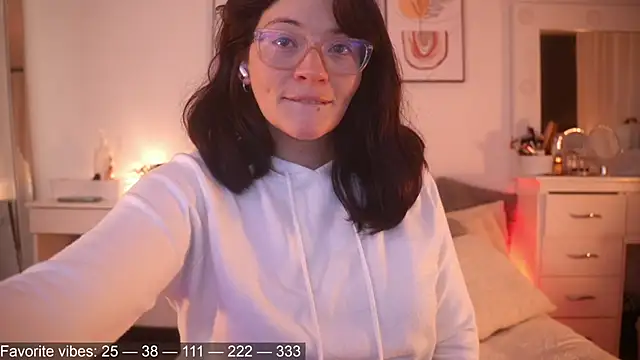 Snapshot of Anah_s chatting on 7, 7, 2026 Anah s online show from 7, 7, 2026