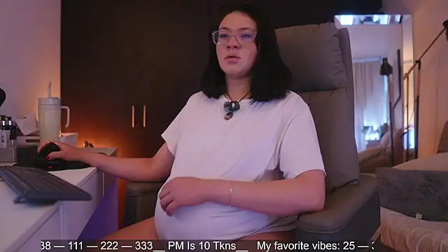 Anah s online show from 12, 4, 2026