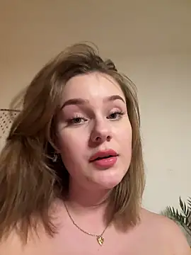 MaribelRiver online show from 5, 3, 2025