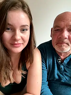 MaribelRiver online show from 2, 12, 2025