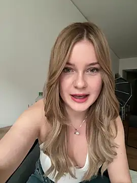 MaribelRiver online show from 3, 2, 2026