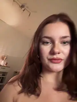 Snapshot of MaribelRiver chatting on 10, 5, 2026 MaribelRiver online show from 10, 5, 2026
