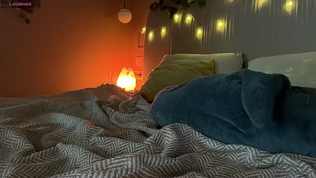 Anisawithlove online show from 6, 2, 2026