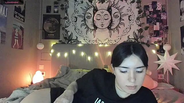 Anisawithlove online show from 6, 2, 2025