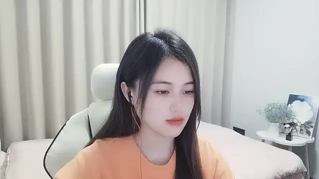 Snapshot of Wofeifei-baby chatting on 5, 12, 2024 Wofeifei-baby online show from 5, 12, 2024