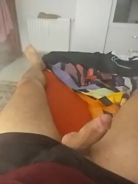 Snapshot of biiigbosss88 chatting on 17, 10, 2025 biiigbosss88 online show from 17, 10, 2025