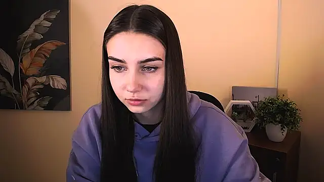 Lili magic online show from 5, 10, 2025