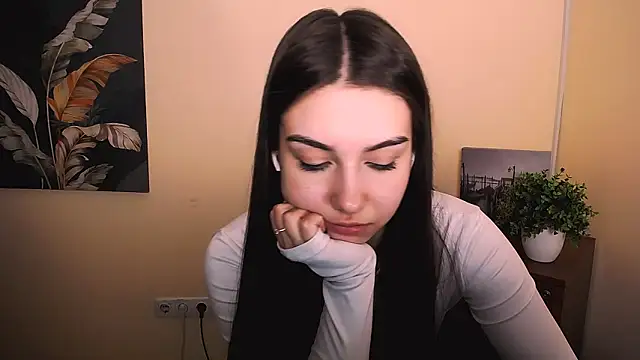 Lili magic online show from 10, 9, 2025