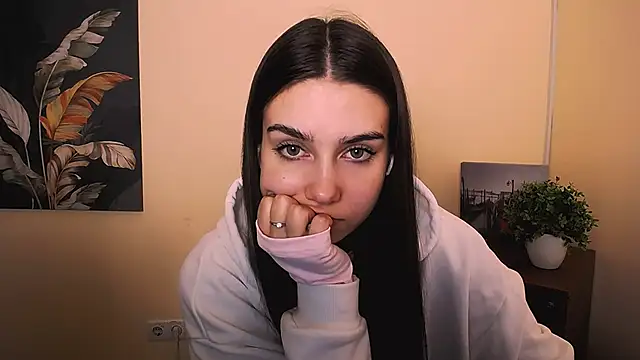 Lili magic online show from 20, 9, 2025