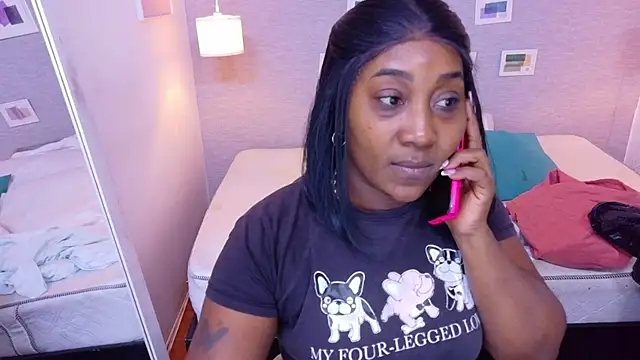 kiara evanss online show from 28, 3, 2026