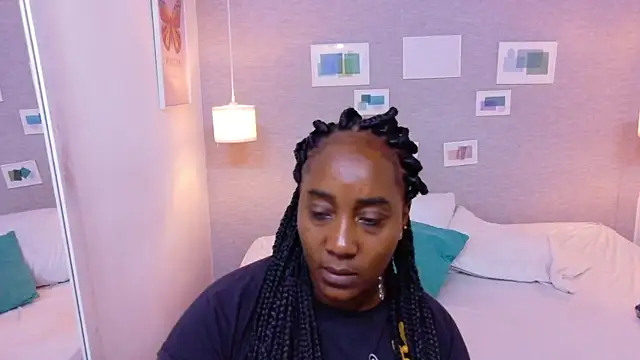 kiara evanss online show from 15, 10, 2025