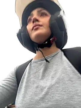 LIAH IZUMI online show from 28, 11, 2025