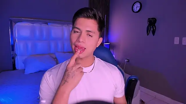 Snapshot of Niicky1_ chatting on 9, 9, 2025 Niicky1  online show from 9, 9, 2025